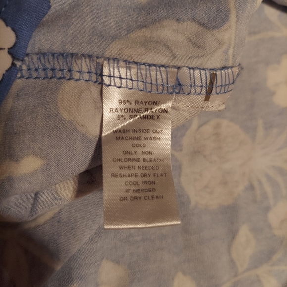 LOFT Plus Floral Print Sleeveless Swing Dress - Picture 10 of 13